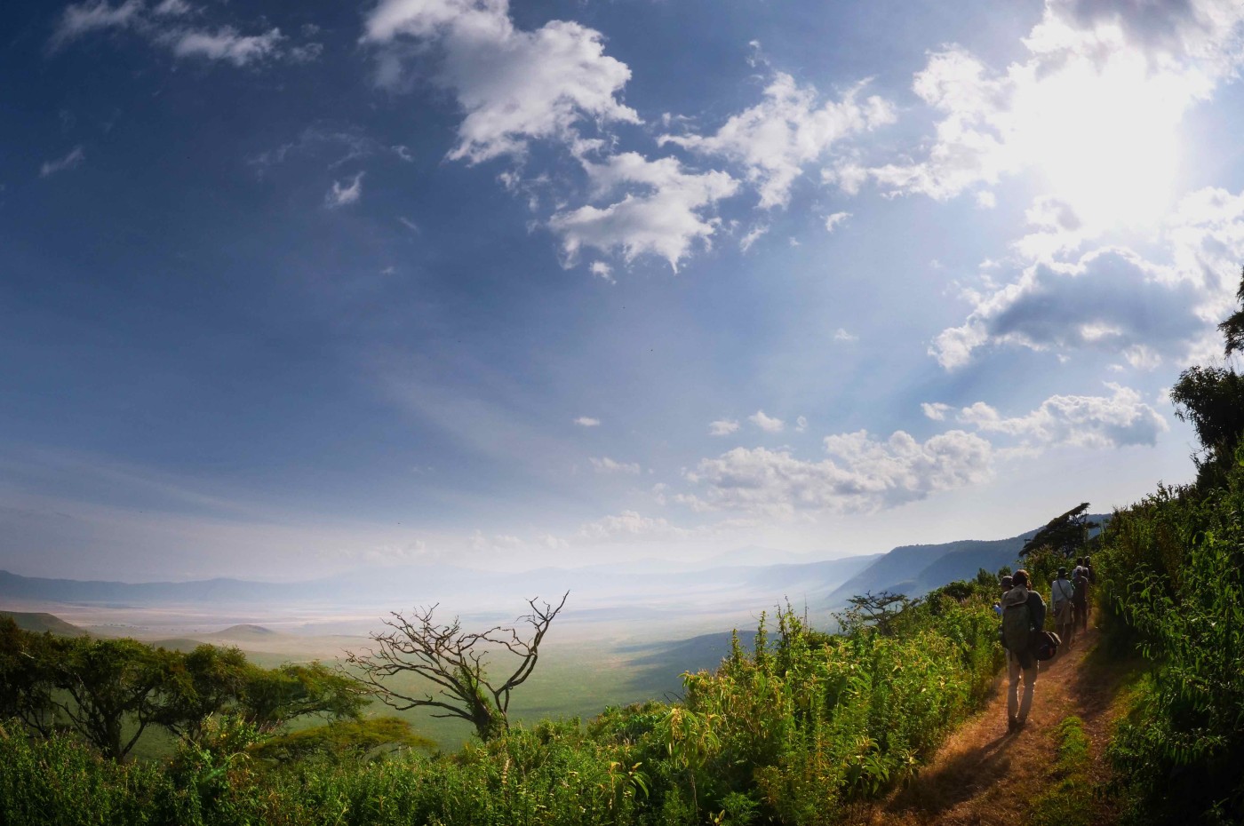 People walking along the Ngorongoro crater
